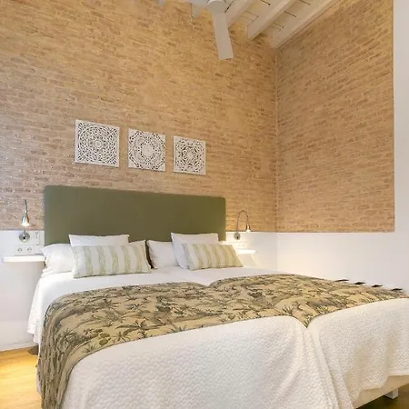 Genteel Santa Teresa